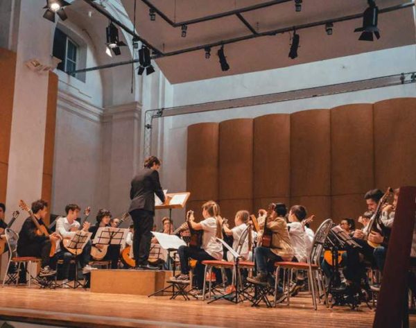 Concerto/spettacolo con la Boccherini Youth Guitar Ochestra e le danzatrici dell’Associazione Europea Danza