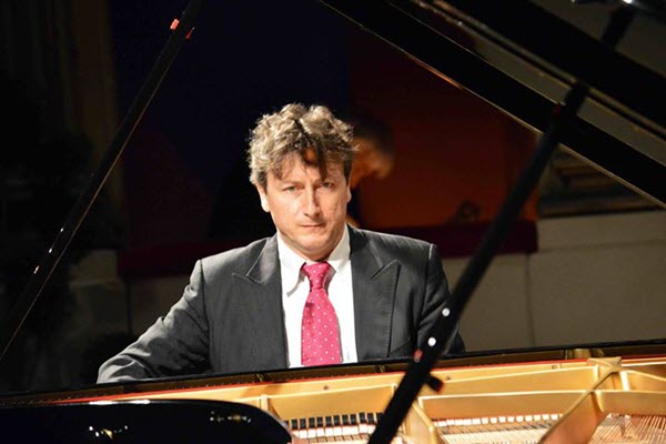 IL PIANISTA FRANCESCO LIBETTA IN CONCERTO ALL’AUDITORIUM “BOCCHERINI”