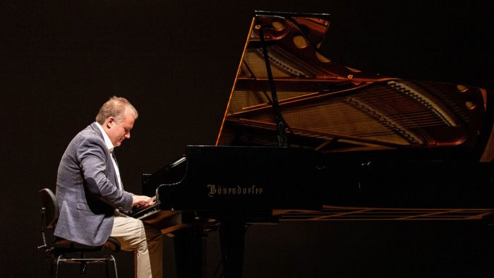 OPEN GOLD, IL PIANISTA JOSU DE SOLAUN, VINCITORE DEL PRESTIGIOSO CONCORSO INTERNZIONALE ENESCU, IN CONCERTO ALL’AUDITORIUM DEL SUFFRAGIO